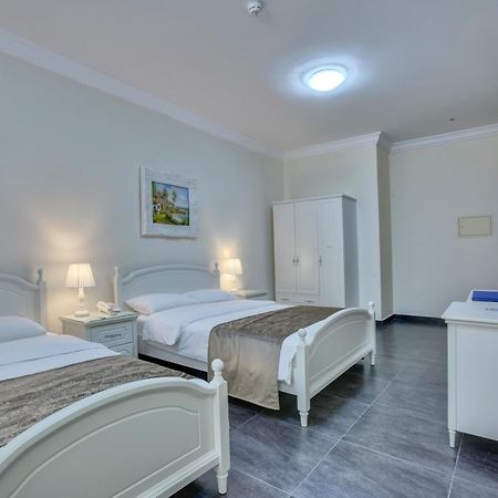 שארג'ה Royal Hotel מראה חיצוני תמונה