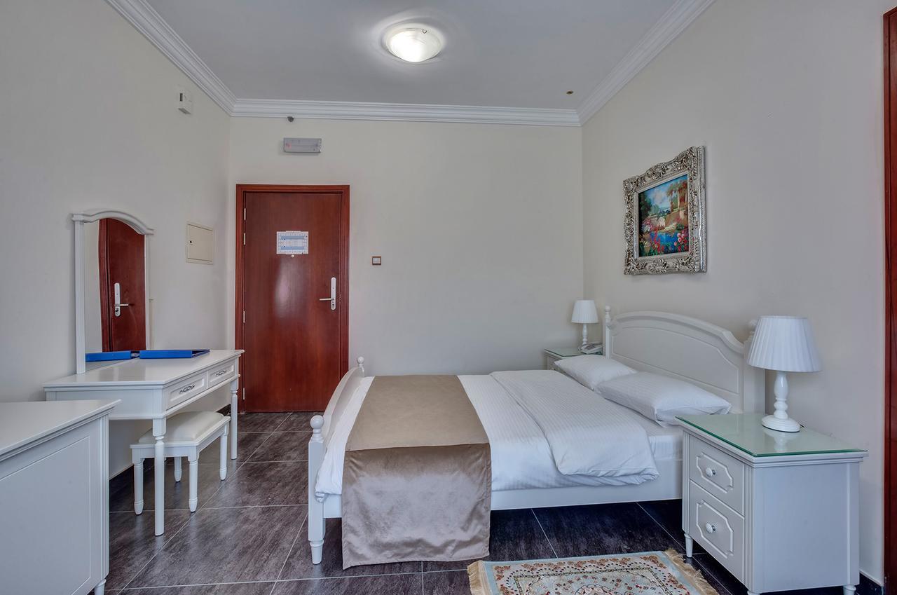 שארג'ה Royal Hotel מראה חיצוני תמונה